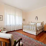 Fondazione Lucia De Conz אכסניה