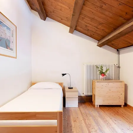بيت شباب Fondazione Lucia De Conz San Gregorio nelle Alpi